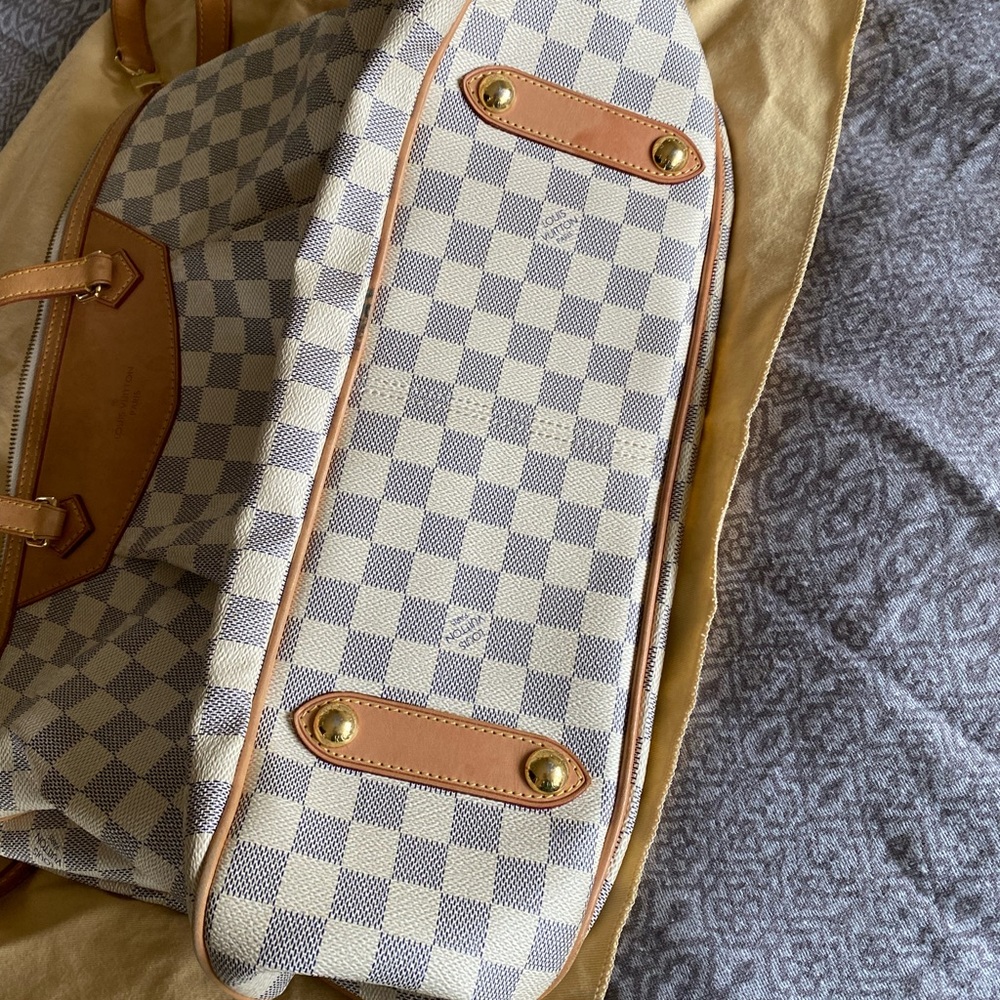 Great Condition! - image 7